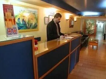 Jentoft אכסניה *