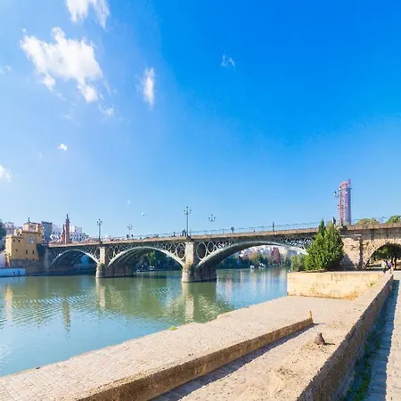 호스탈 젠토프트 *